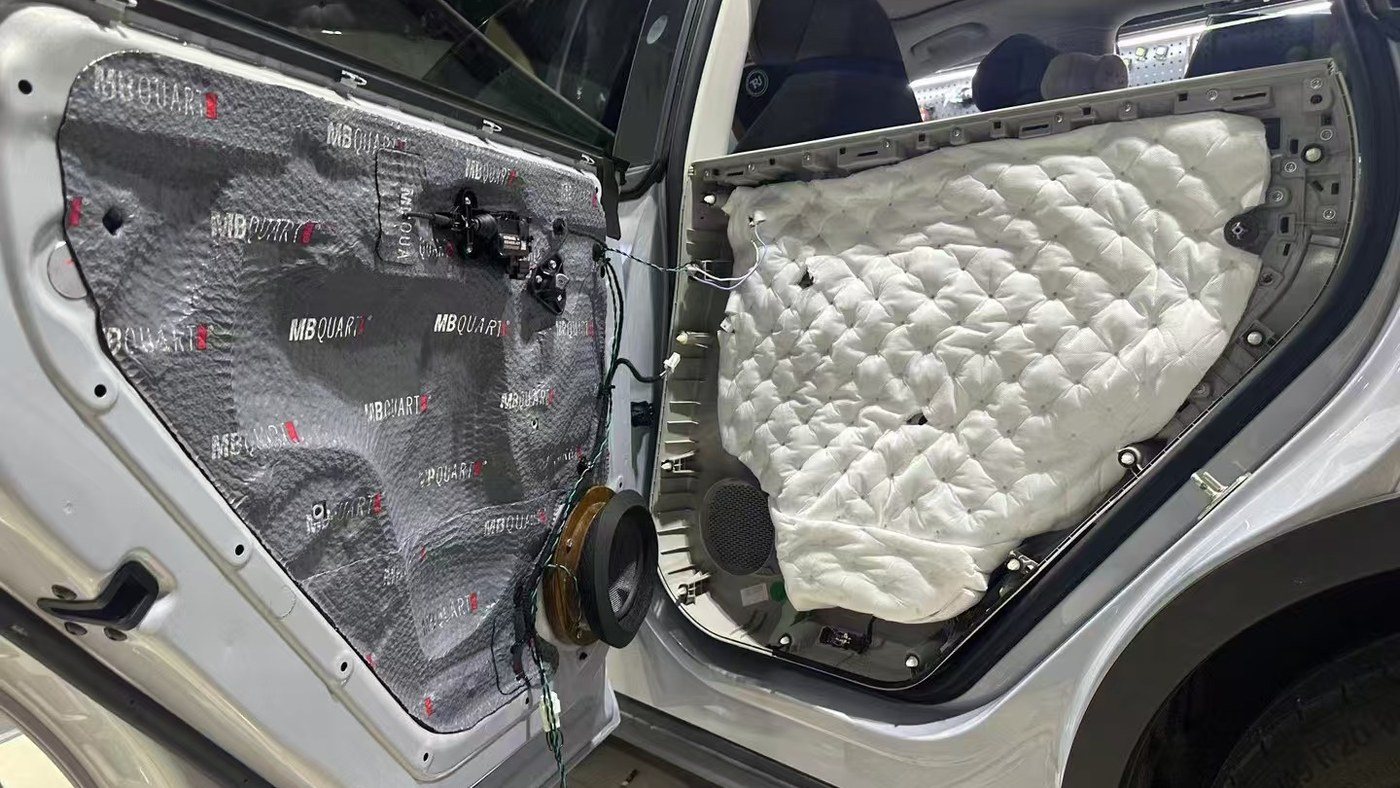 湛江汽车音响系统器材摆位